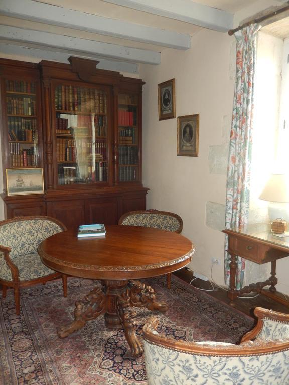 Domaine De Puyrousse Bed and Breakfast Ribérac Kamer foto